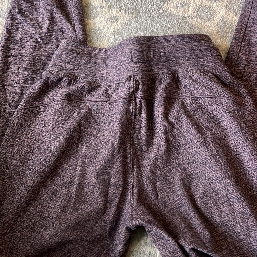Lululemon Jogger Size 4 - image 4
